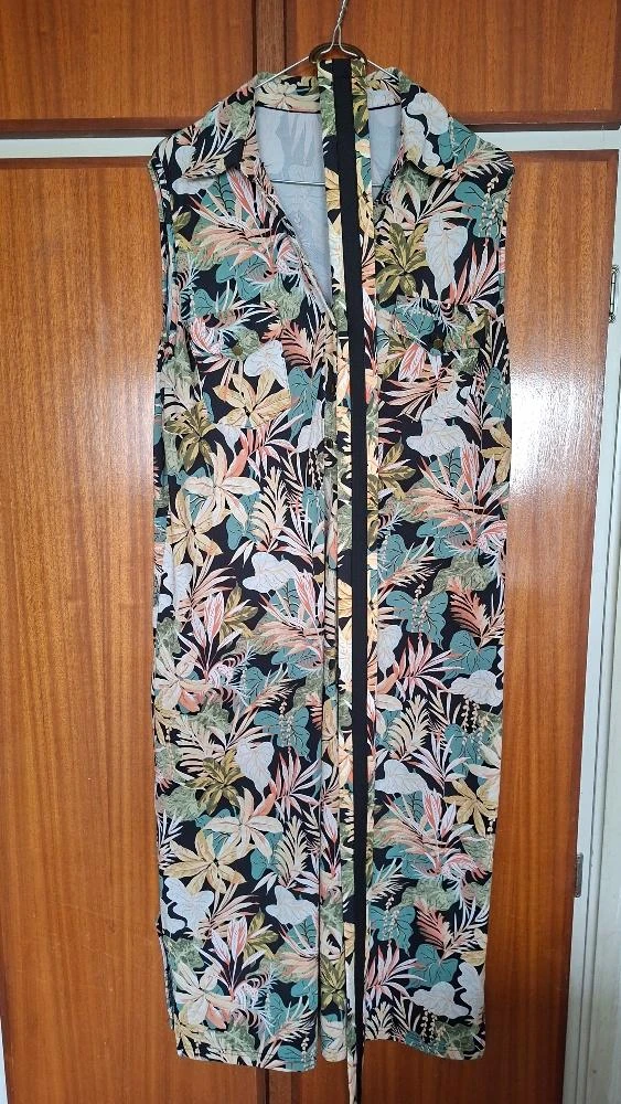 K-Design - midi jurk maat XXL – tropische print & mouwloos